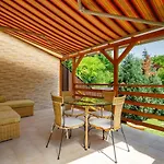 Сasa de vacaciones Violetta Grande By Interhome *